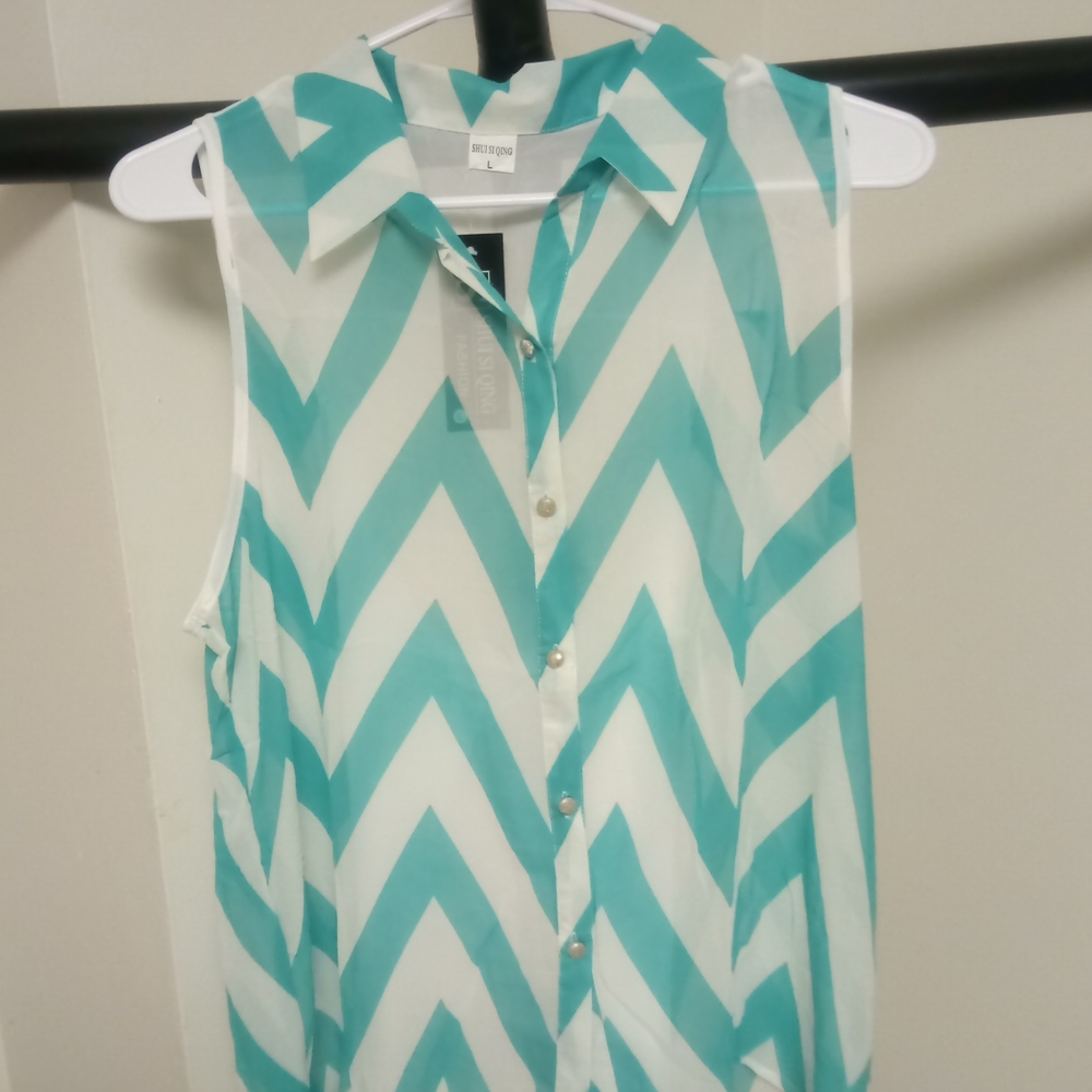 Teal and White Chevron Blouse New Wtags